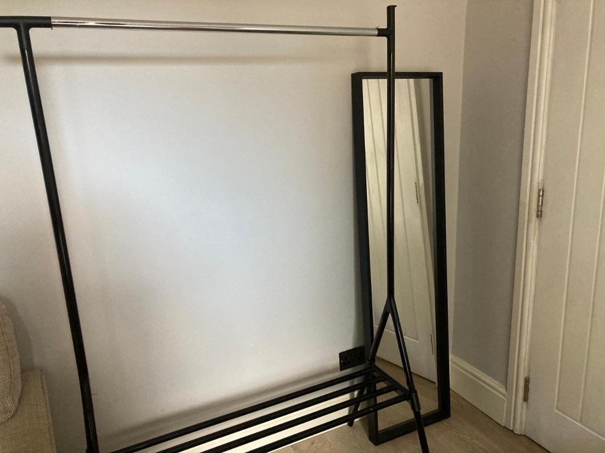 Cozy Private Room Лондон Екстериор снимка